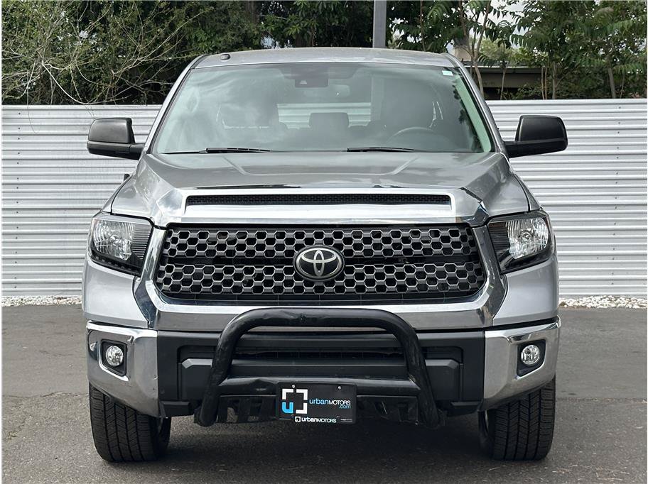 Used 2018 Toyota Tundra SR5 w/ SR5 Upgrade Package AWD/4WD image 7