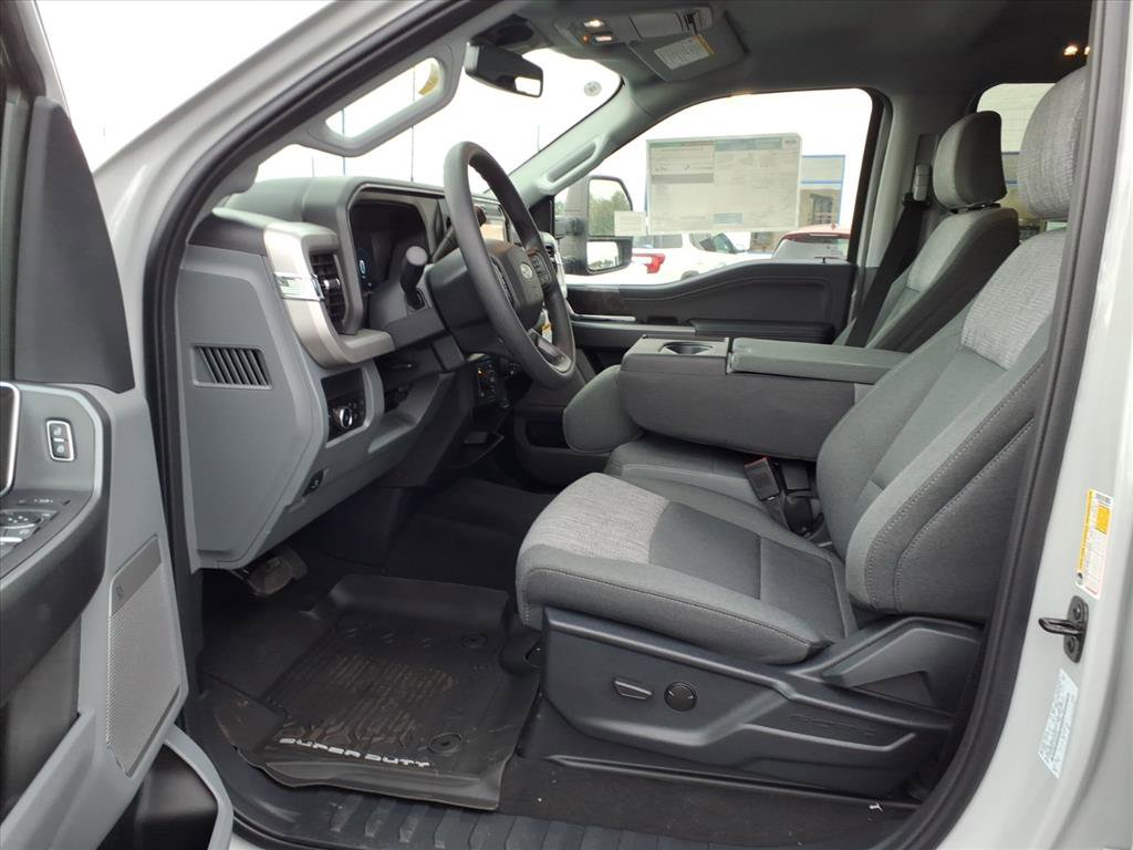 New 2026 Ford F250 XLT image 7