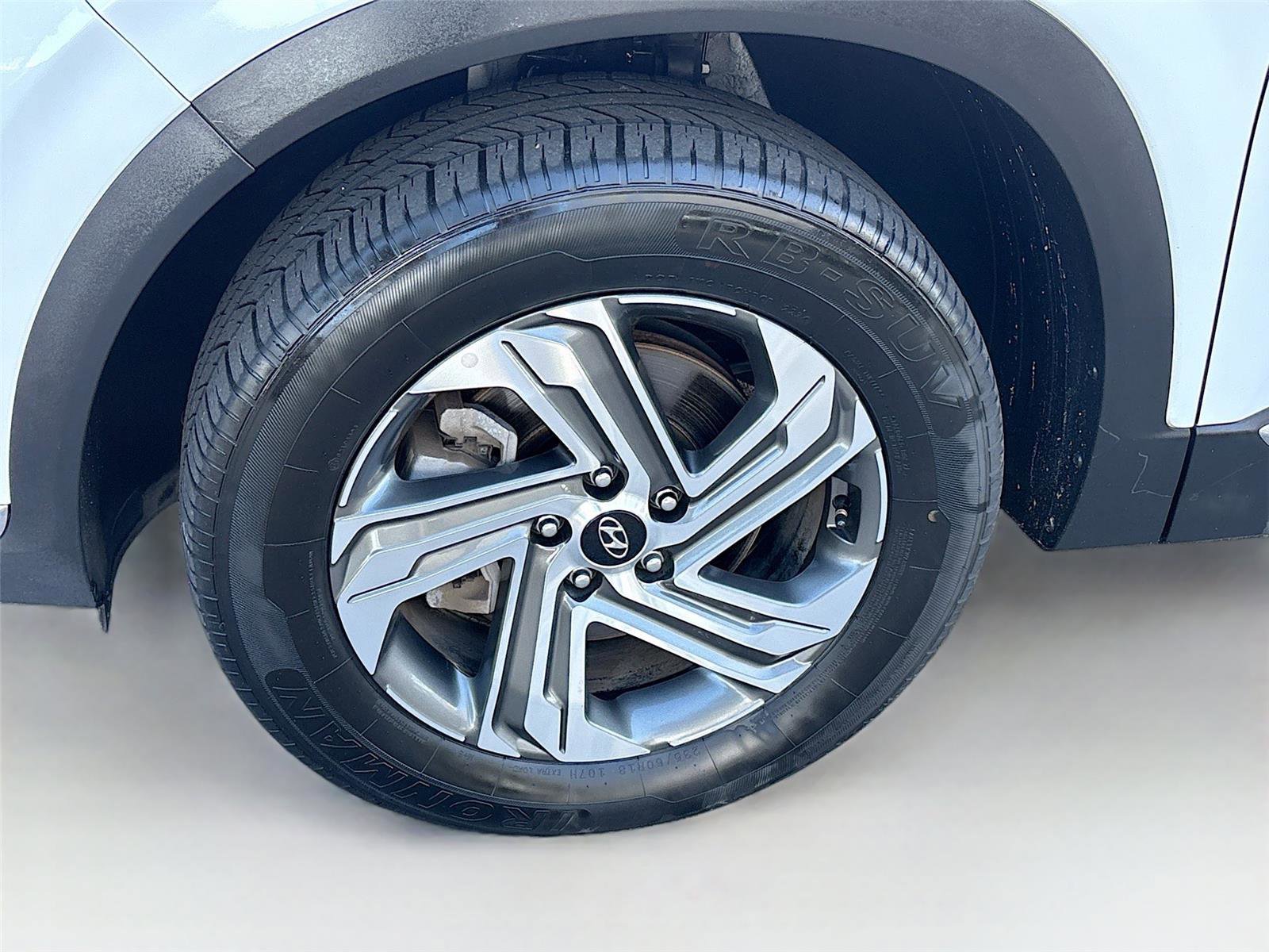 Used 2023 Hyundai Santa Fe SEL w/ Premium Package image 35