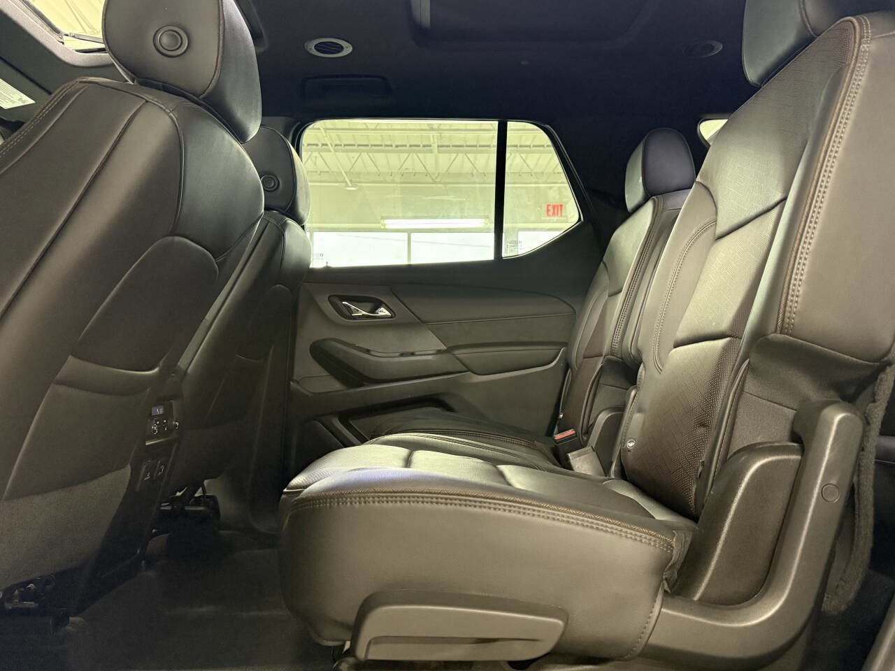 Used 2022 Chevrolet Traverse High Country w/ LPO, Floor Liner Package image 15