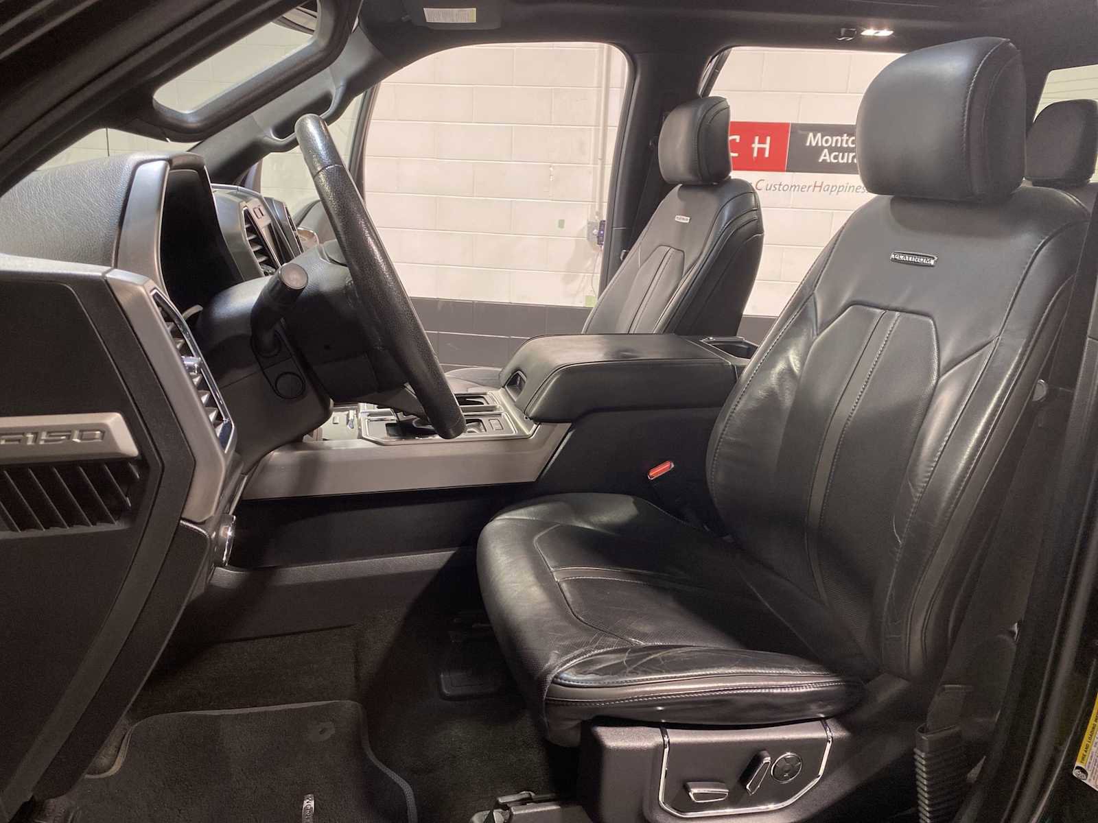 Used 2015 Ford F150 Platinum w/ Equipment Group 701A Luxury image 11