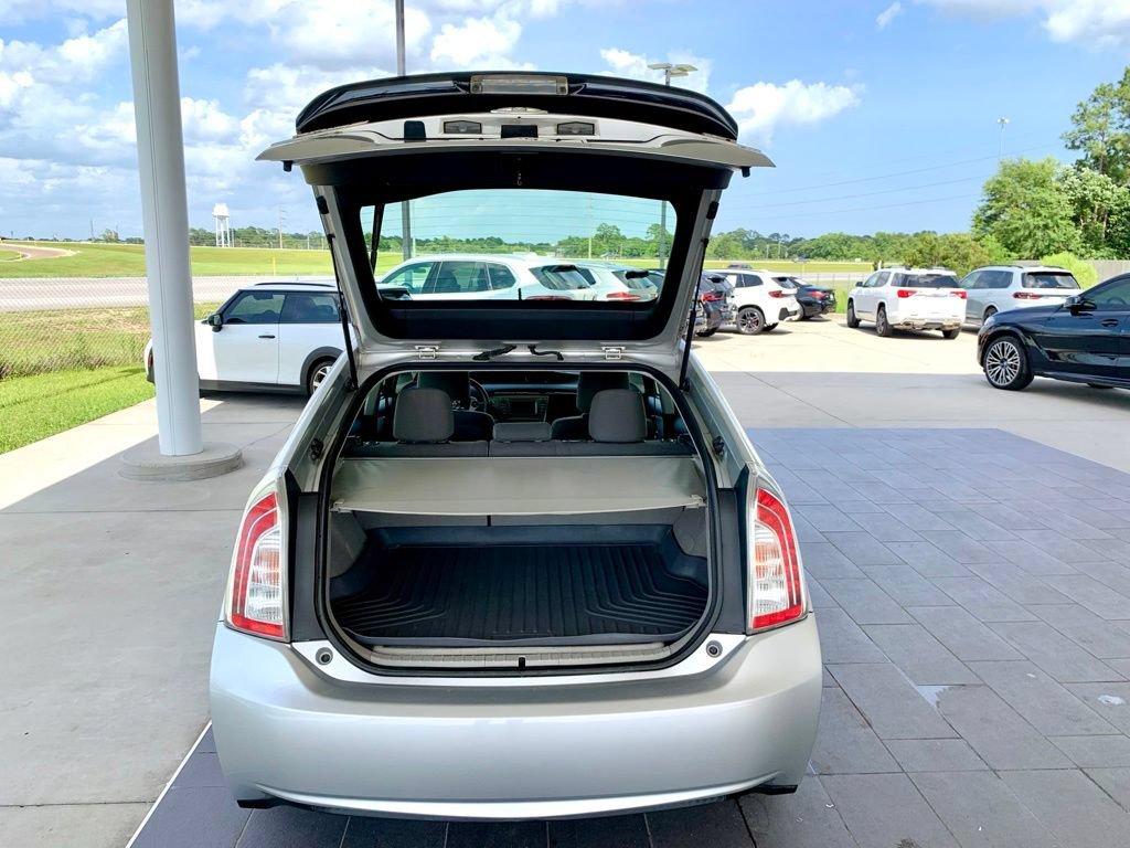 Used 2014 Toyota Prius Two FWD image 19
