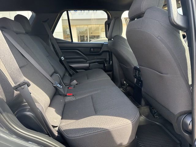 Used 2025 Toyota 4Runner SR5 AWD/4WD image 23