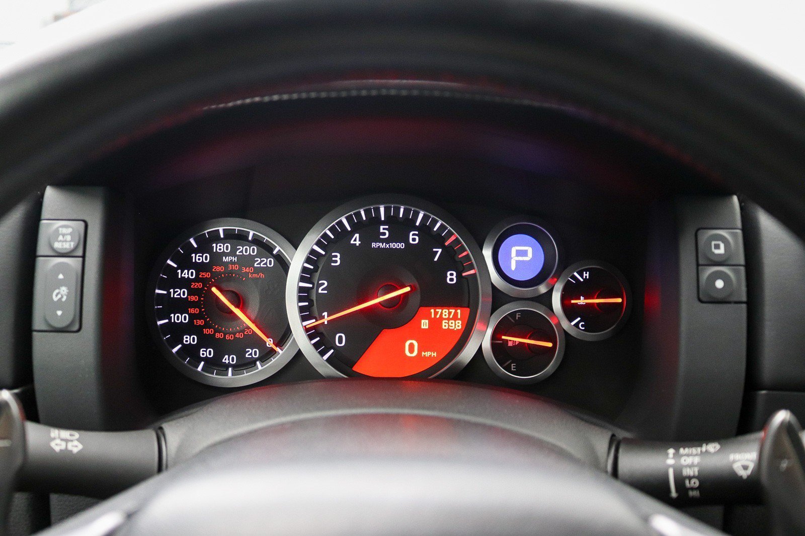 Used 2009 Nissan GT-R Premium AWD/4WD image 26