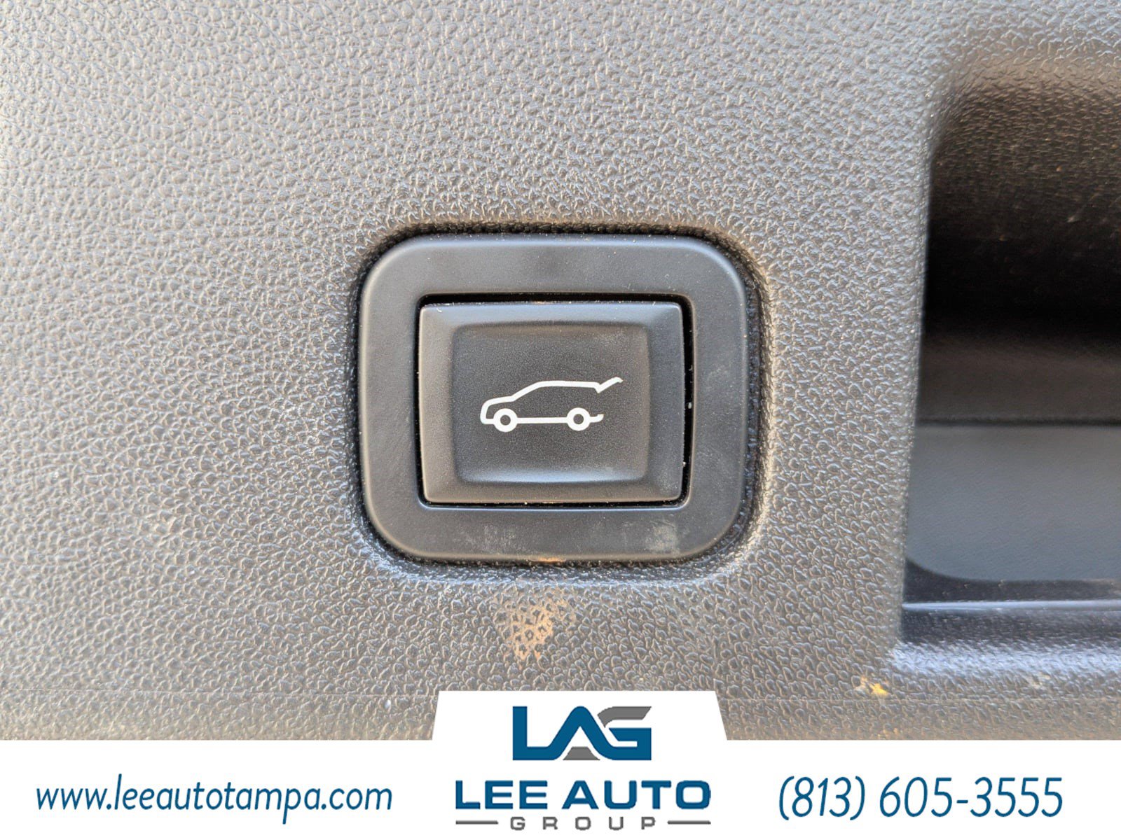 Used 2018 Chevrolet Equinox Premier AWD/4WD image 13