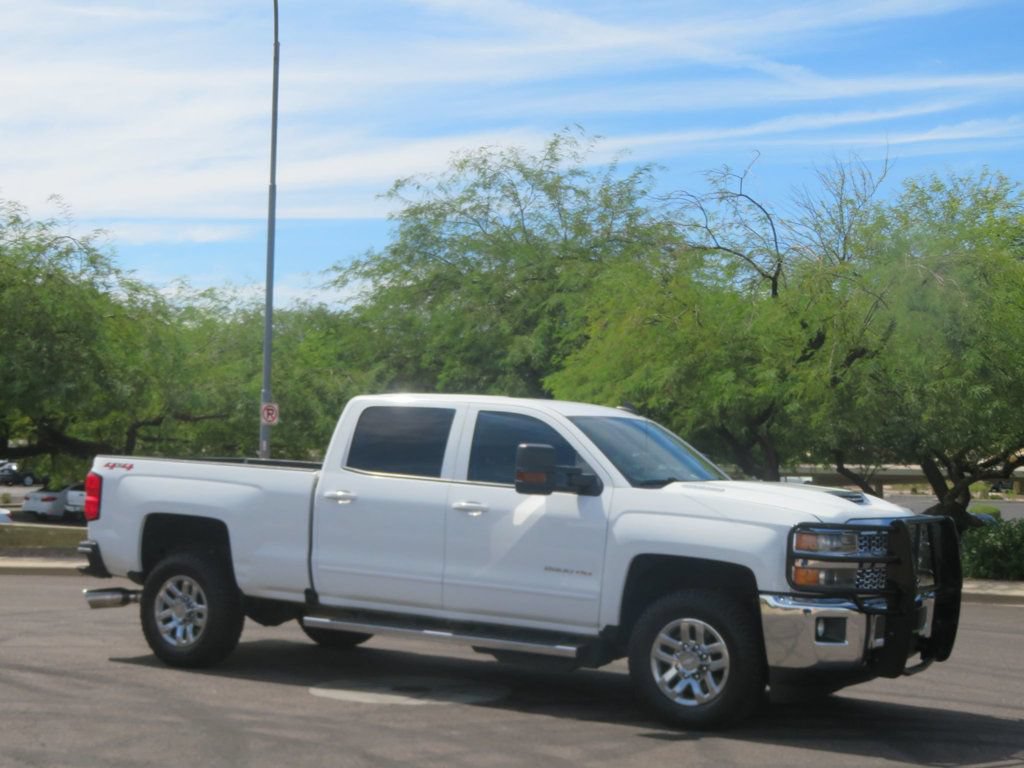 Used 2019 Chevrolet Silverado 2500 LT w/ LT Convenience Package AWD/4WD image 4