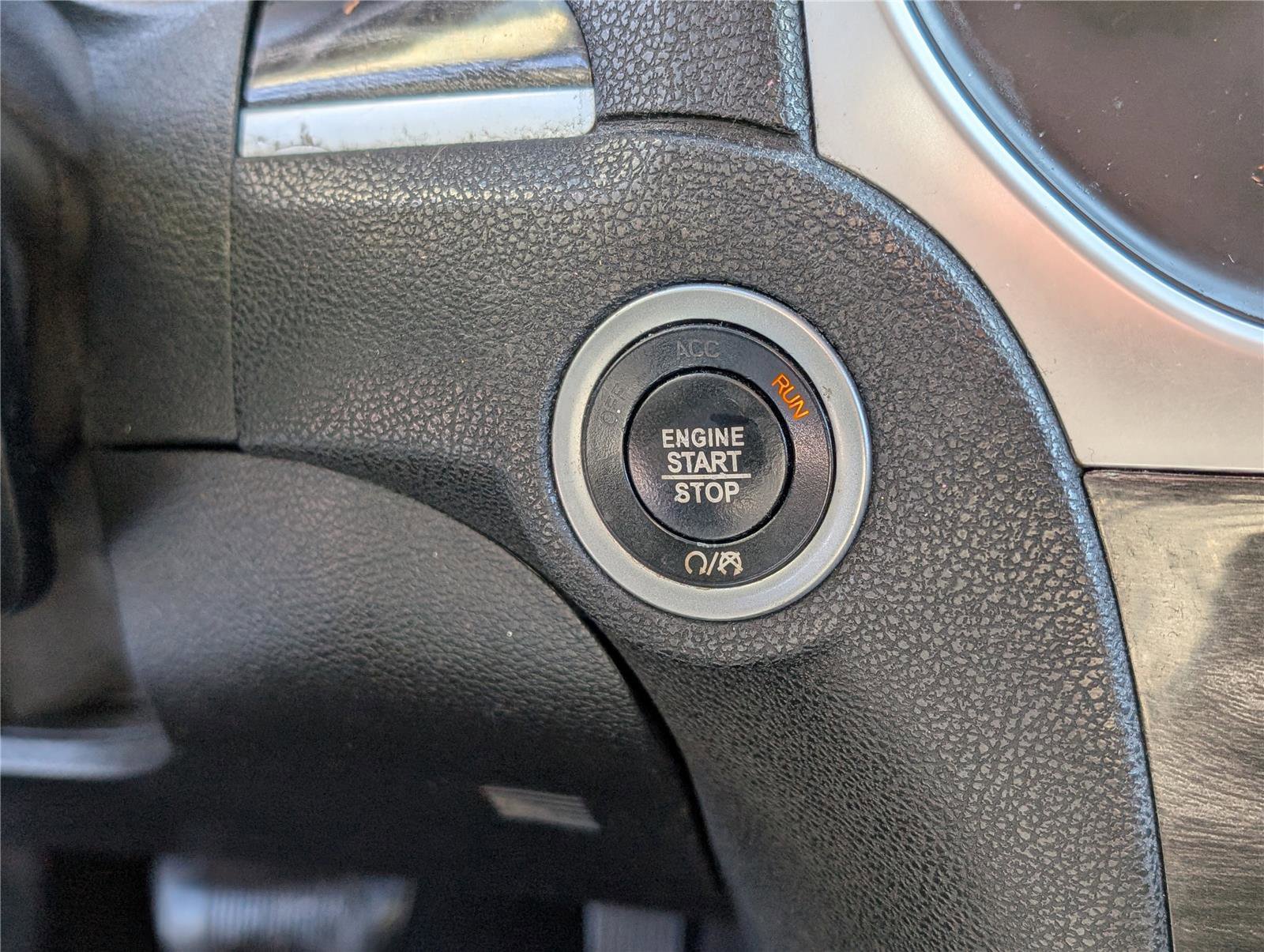 Used 2019 Chrysler 300 Touring image 21