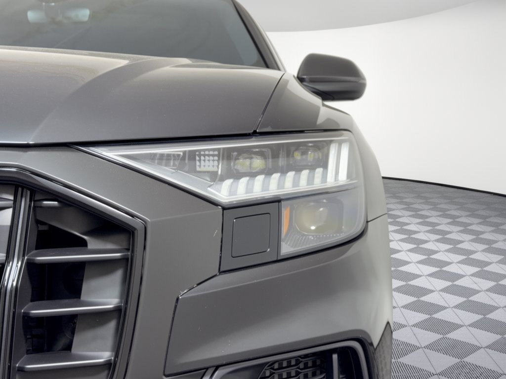 Used 2023 Audi SQ8 Prestige AWD/4WD image 12