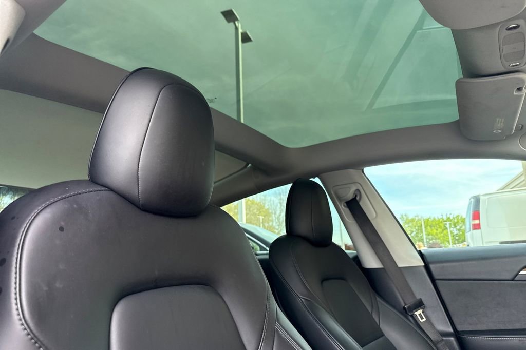 Used 2021 Tesla Model 3 Long Range image 13