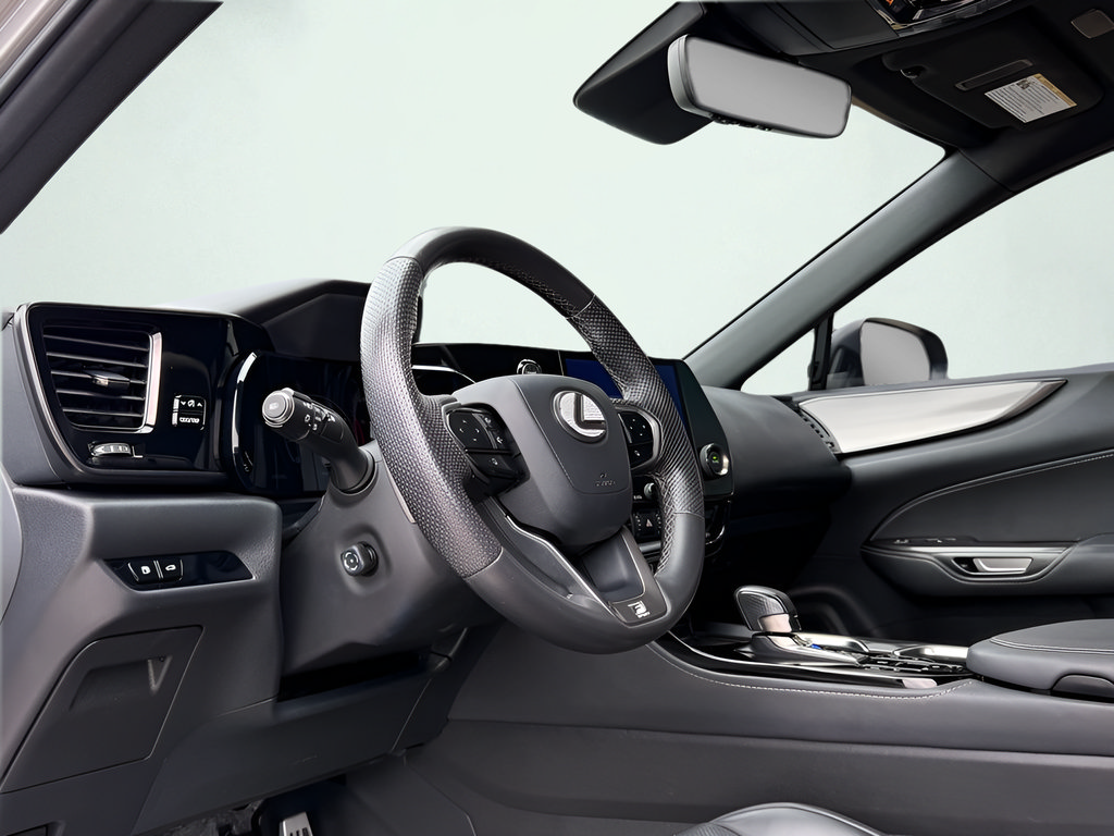 Used 2023 Lexus NX 350 F Sport AWD/4WD image 2