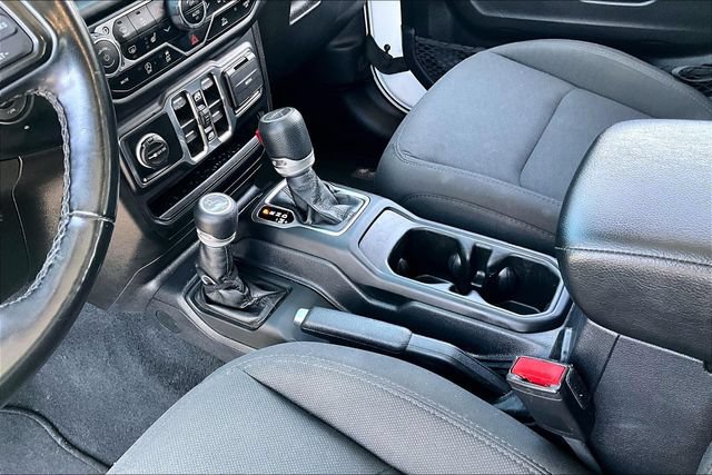 Used 2021 Jeep Gladiator Sport AWD/4WD image 15