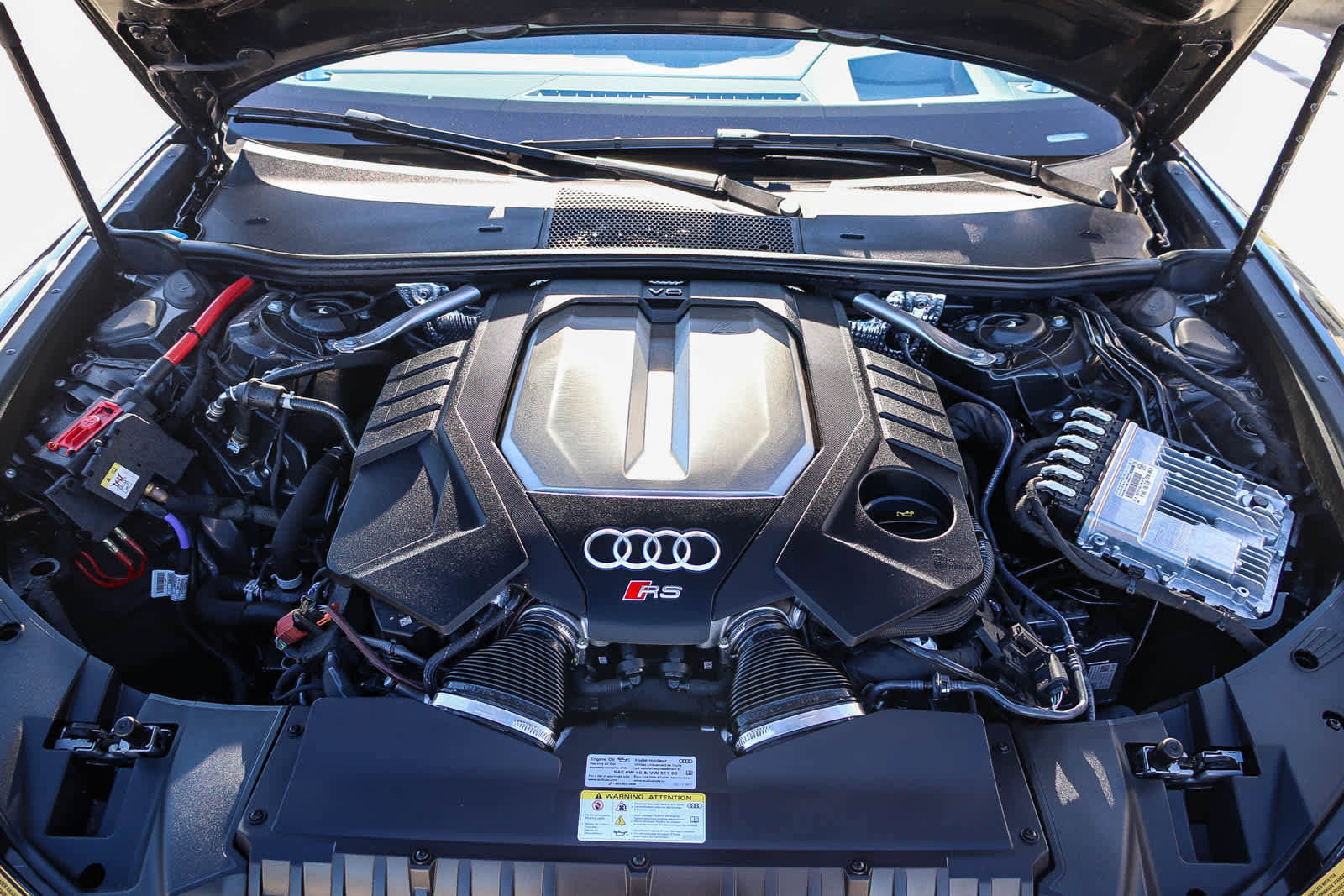 Used 2025 Audi RS 6 performance w/ Matte Carbon Package image 43