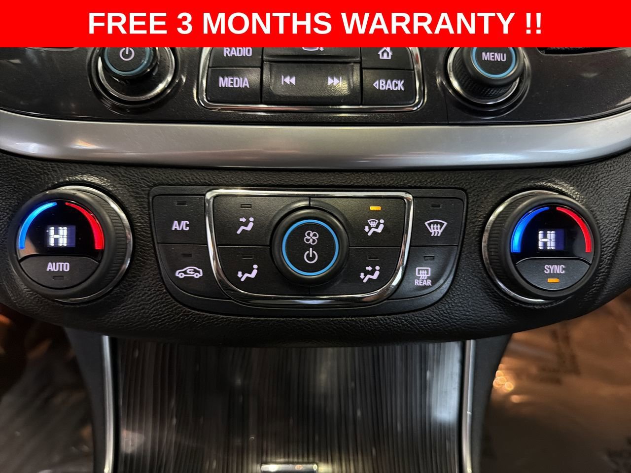 Used 2018 Chevrolet Impala LT FWD image 19