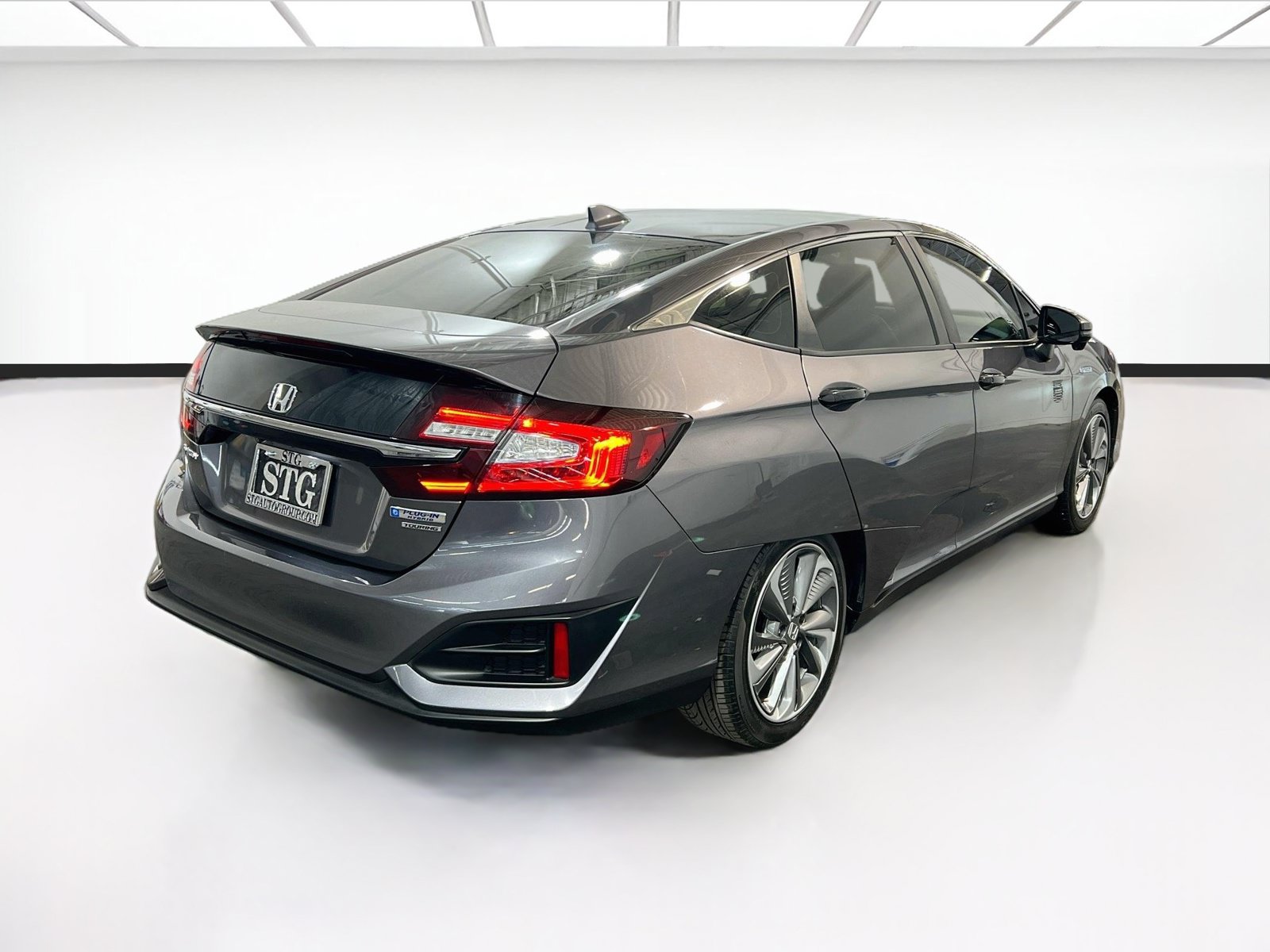 Used 2018 Honda Clarity Touring image 4
