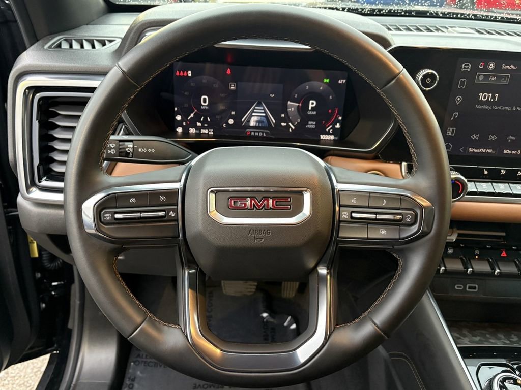 Used 2024 GMC Canyon AT4 image 17