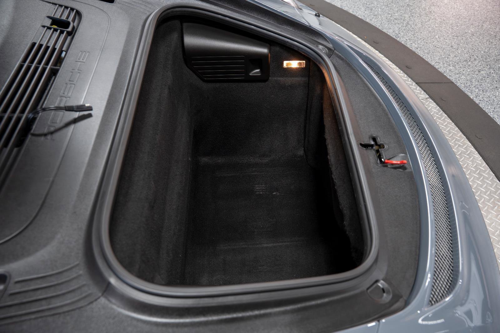 Used 2018 Porsche 911 GT3 image 54