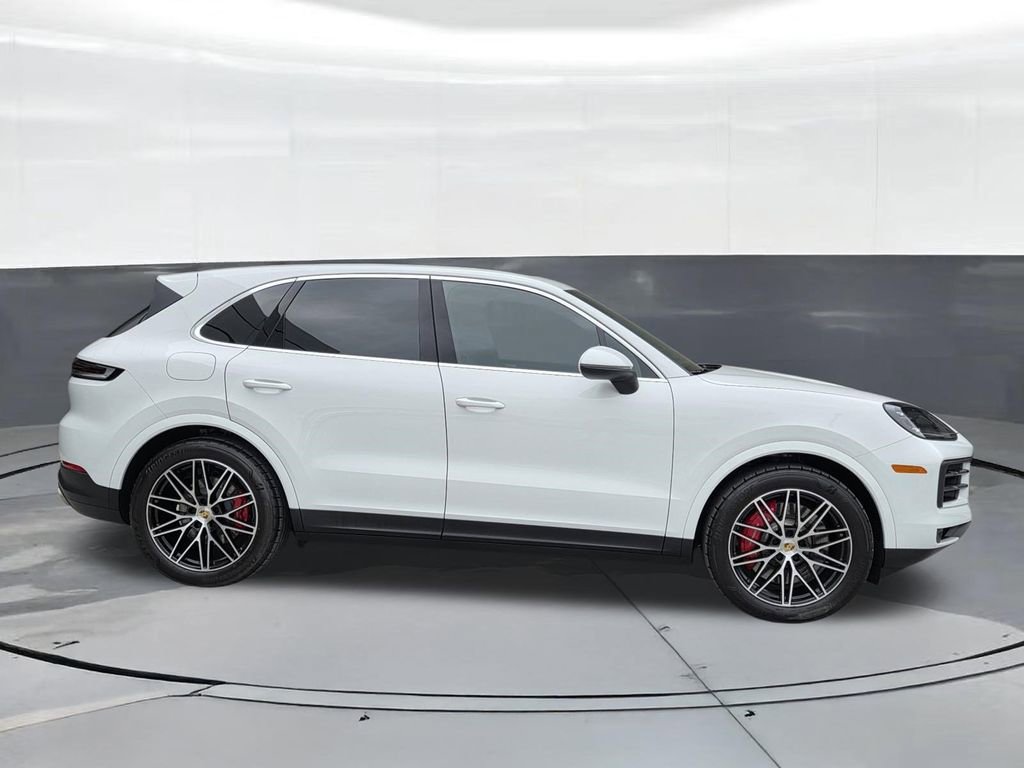 Certified 2024 Porsche Cayenne S image 7