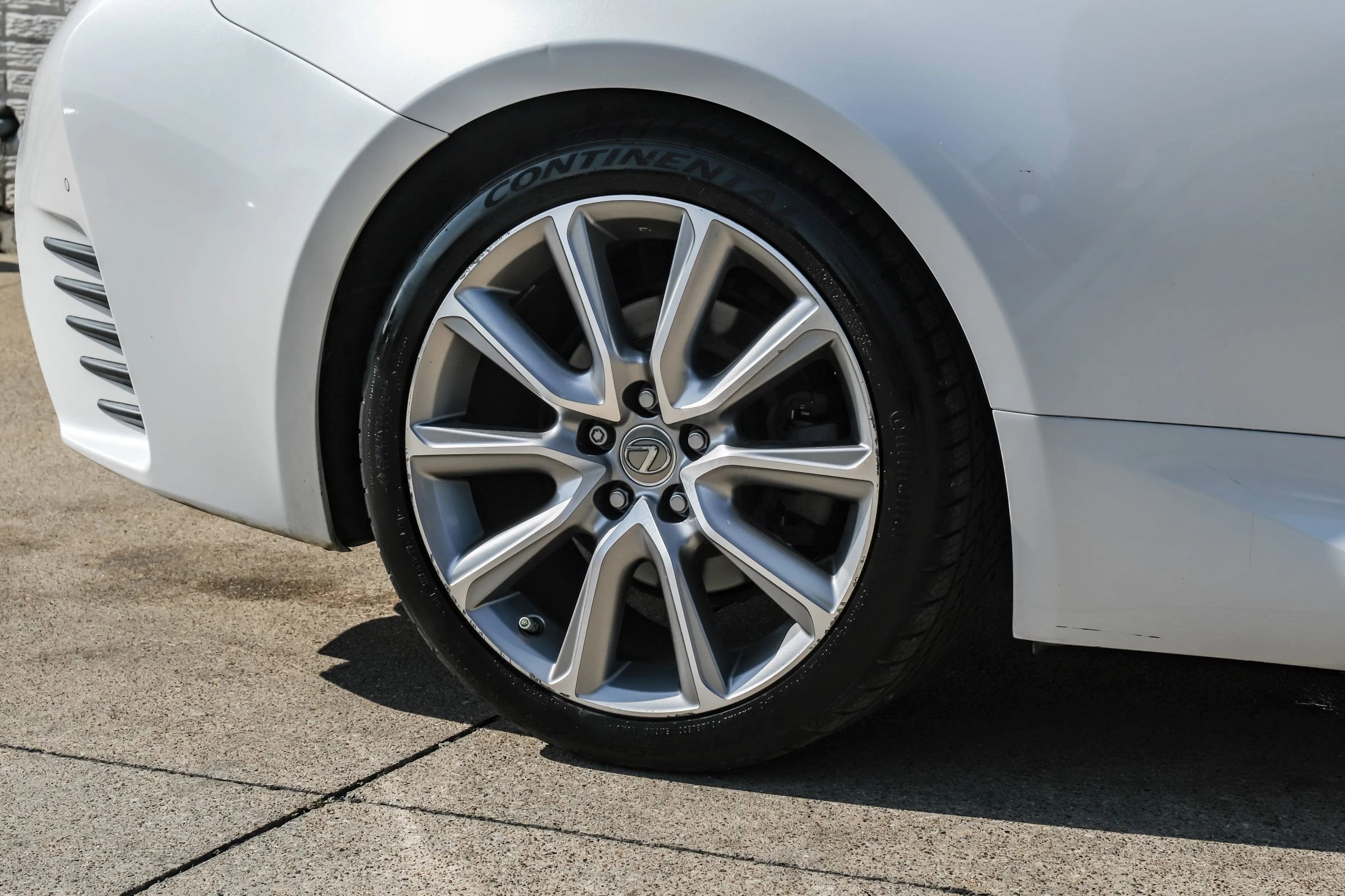 Used 2016 Lexus RC 350 w/ Luxury Package RWD image 44