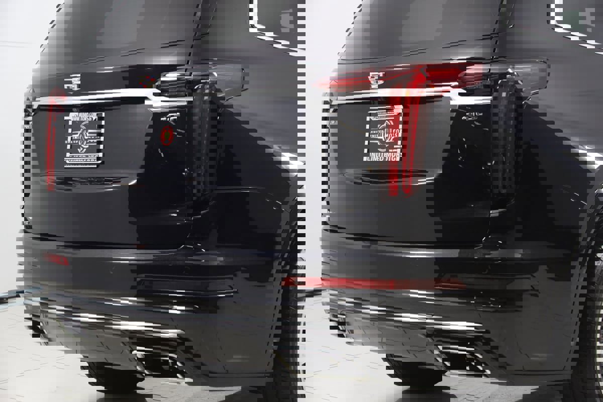 Used 2024 Cadillac XT6 Premium Luxury w/ LPO, Floor Liner Package AWD/4WD image 45