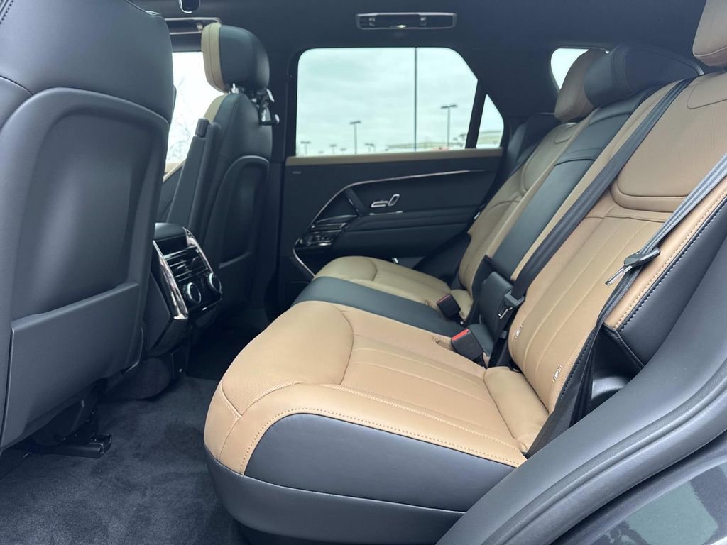 New 2026 Land Rover Range Rover Sport Dynamic SE image 14