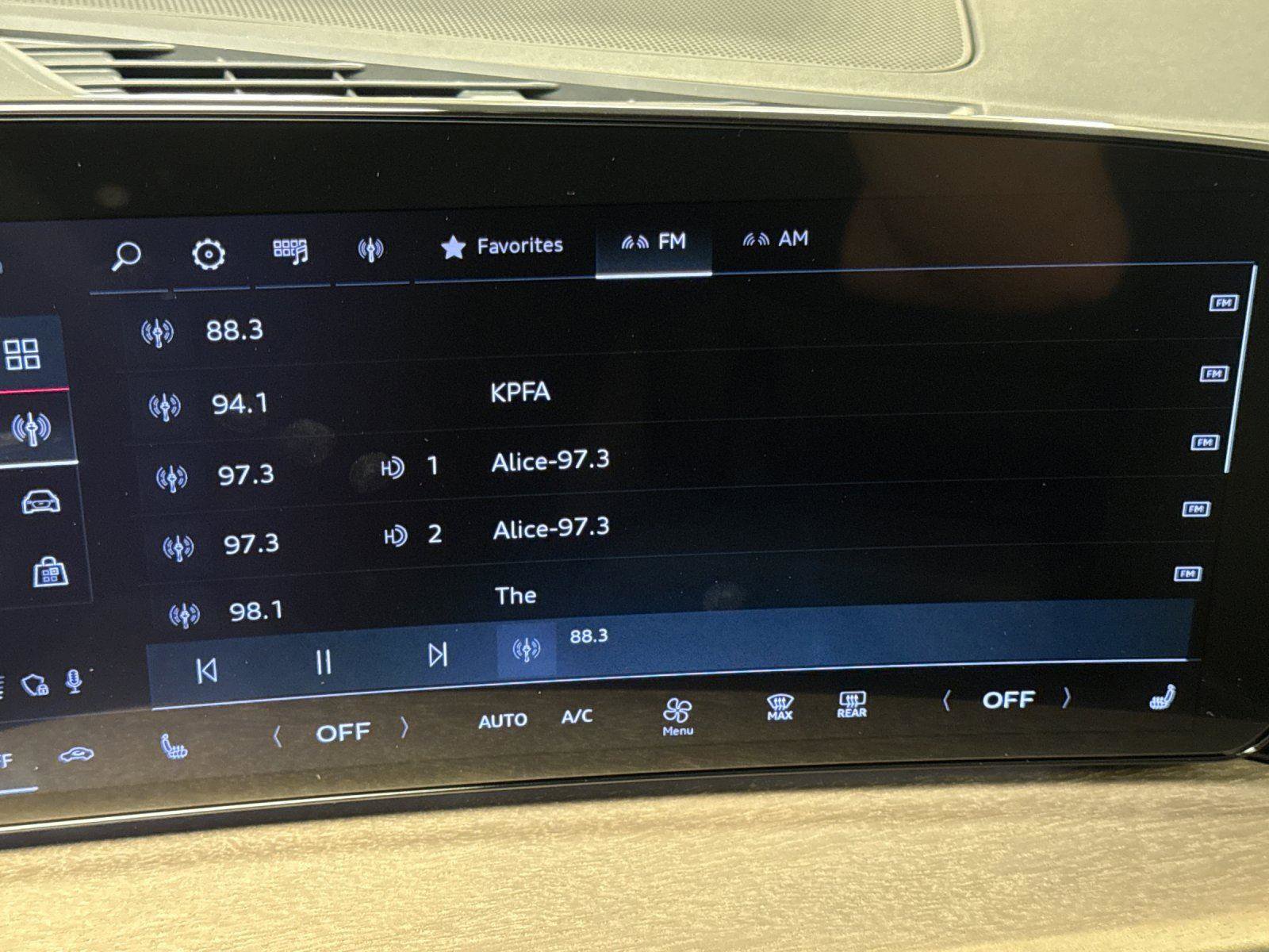 Certified 2025 Audi Q5 Premium Plus w/ Premium Plus image 18