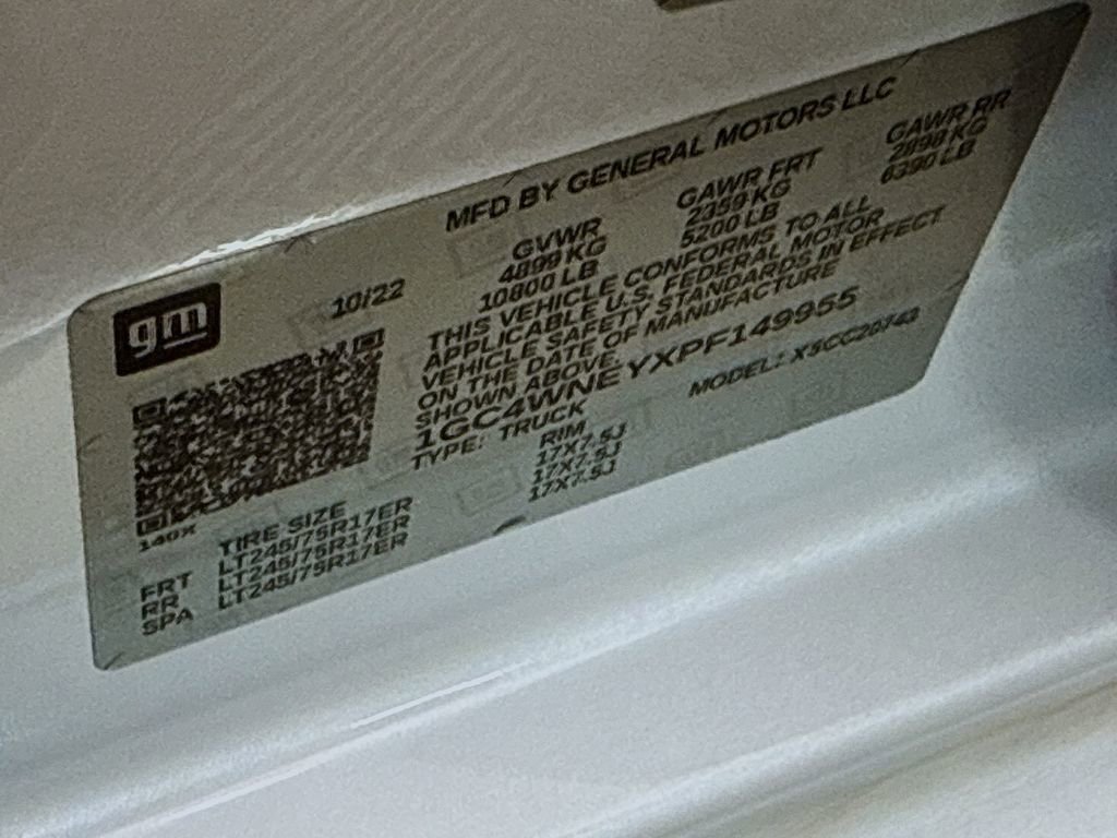 Used 2023 Chevrolet Silverado 2500 LT w/ All Star Edition image 34