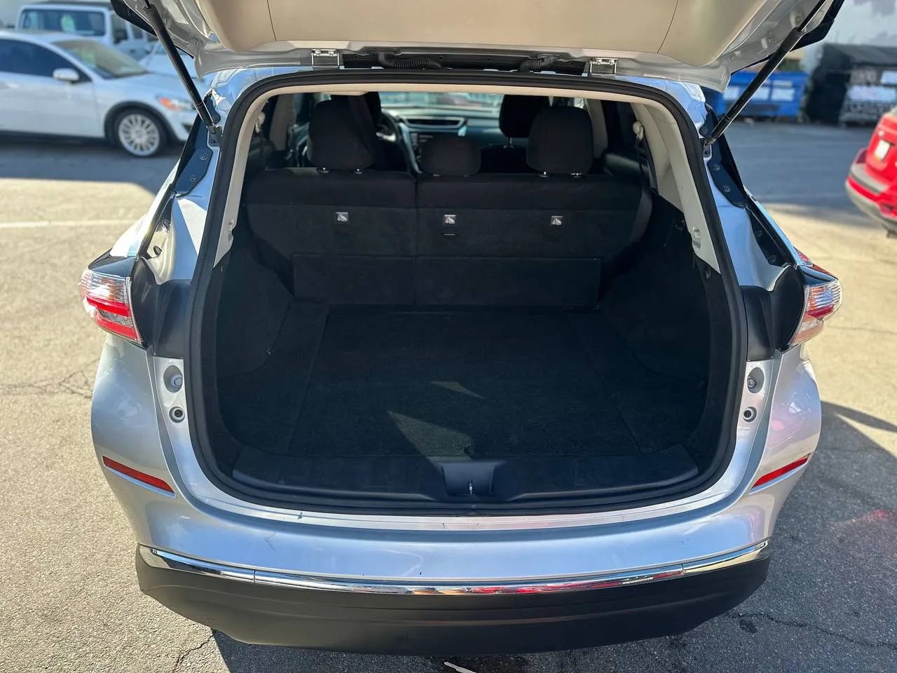 Used 2018 Nissan Murano SV image 33