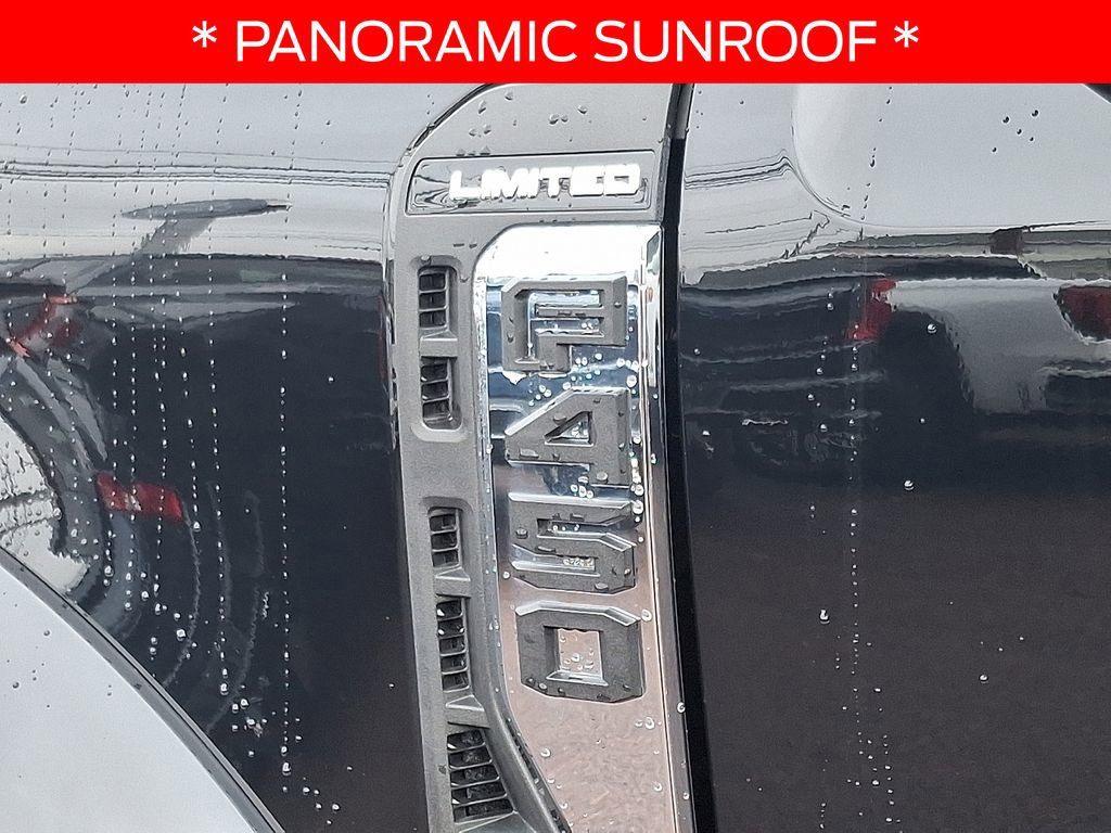 Used 2024 Ford F450 Limited image 35