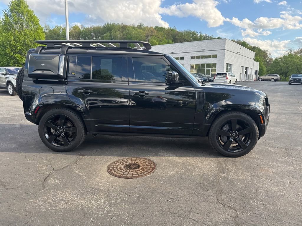 Used 2022 Land Rover Defender 110 X-Dynamic HSE AWD/4WD image 5