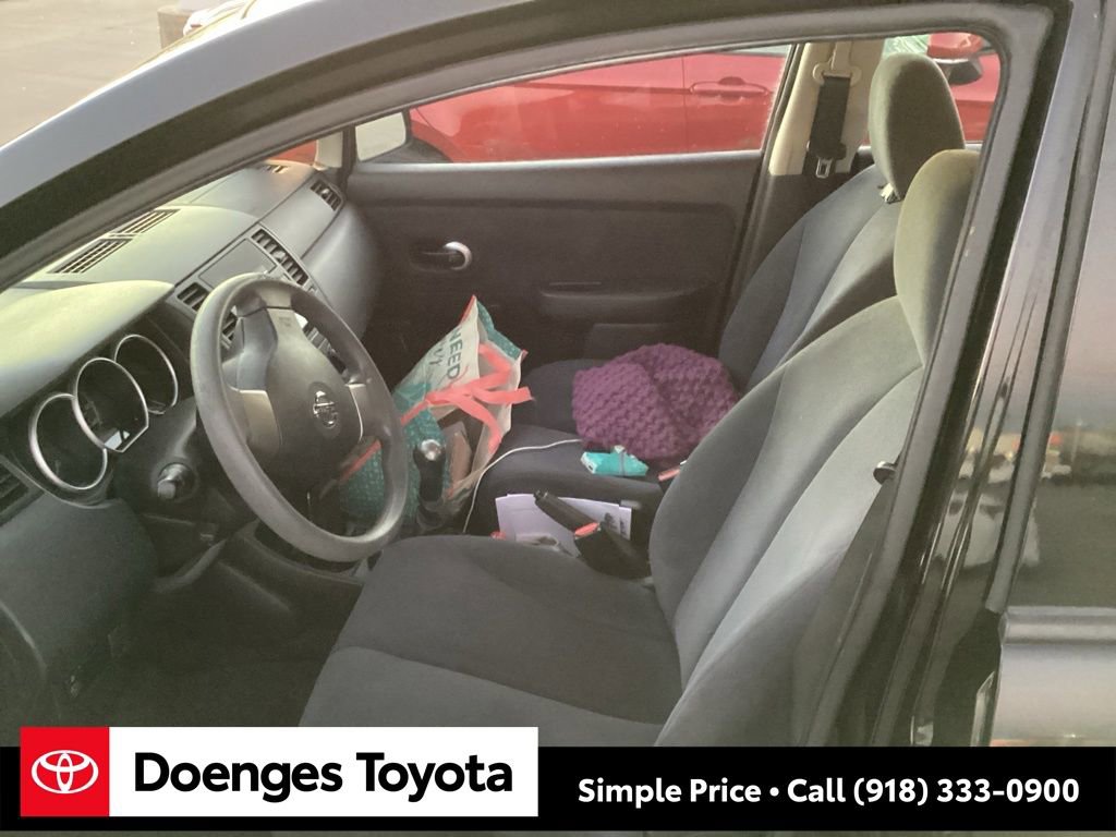 Used 2011 Nissan Versa Sedan image 11