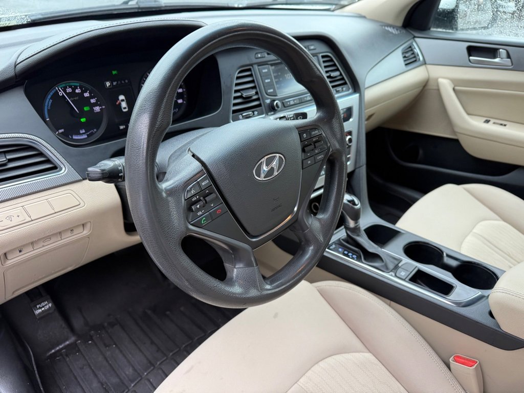 Used 2016 Hyundai Sonata SE image 13