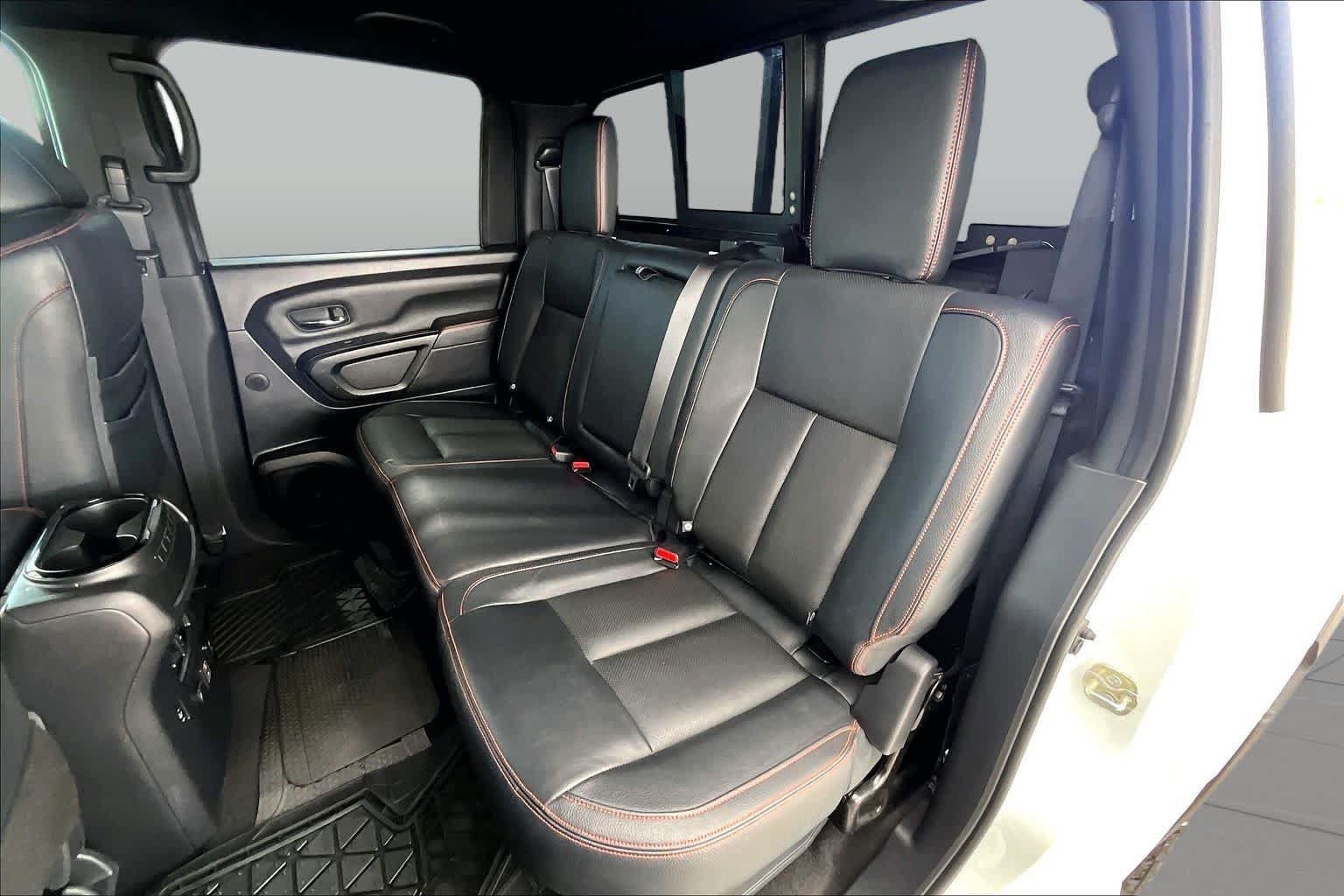 Used 2021 Nissan Titan PRO-4X w/ Pro-4x Convenience Package AWD/4WD image 19
