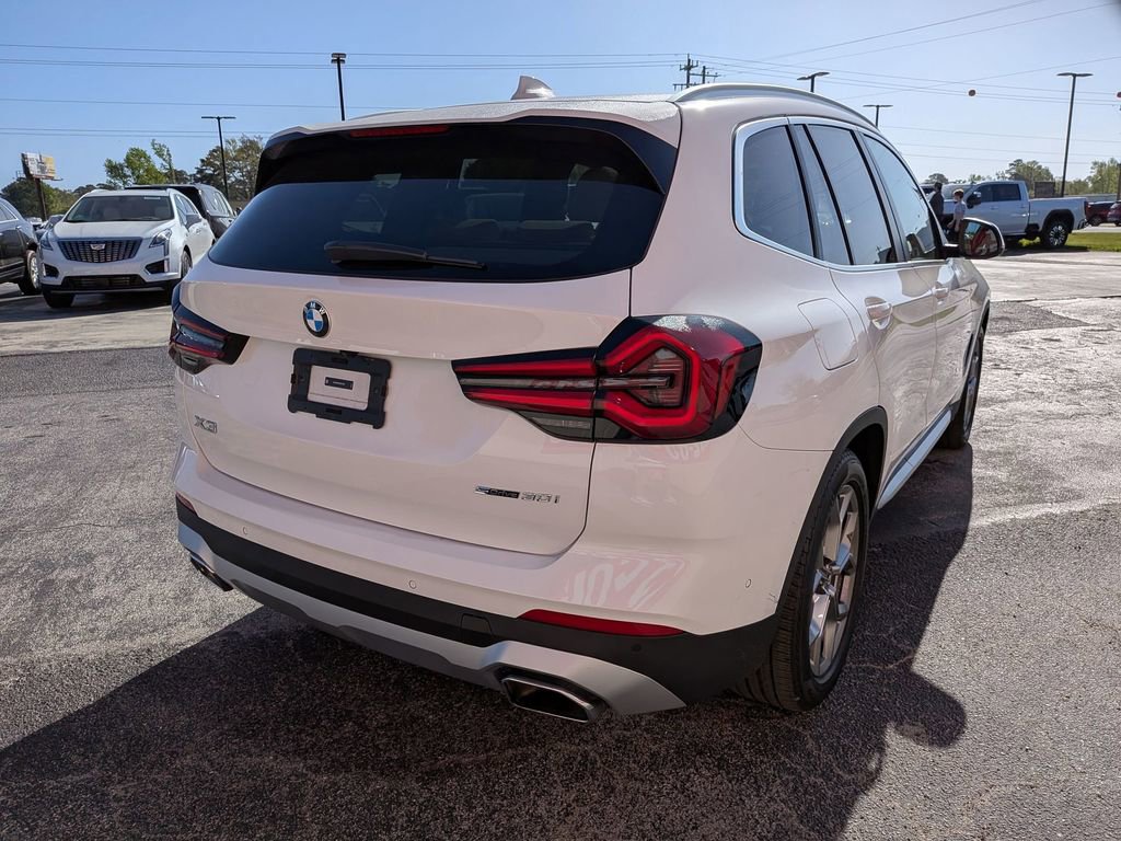 Used 2024 BMW X3 sDrive30i w/ Premium Package image 4