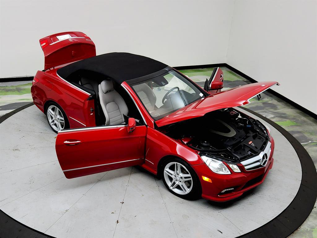 Used 2011 Mercedes-Benz E 550 Cabriolet image 35