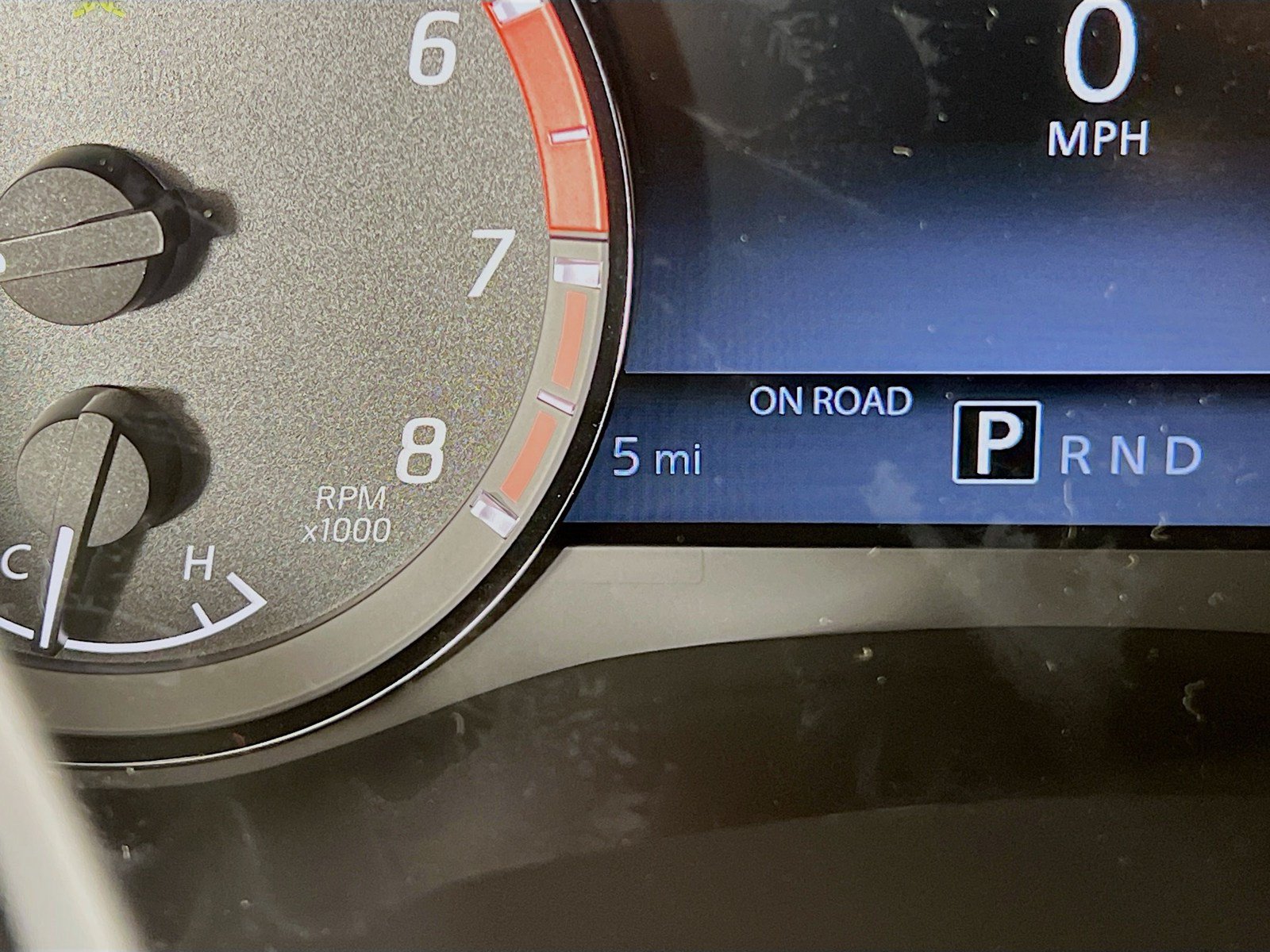 New 2026 Nissan Frontier PRO-4X w/ Pro-4x Convenience Package AWD/4WD image 17
