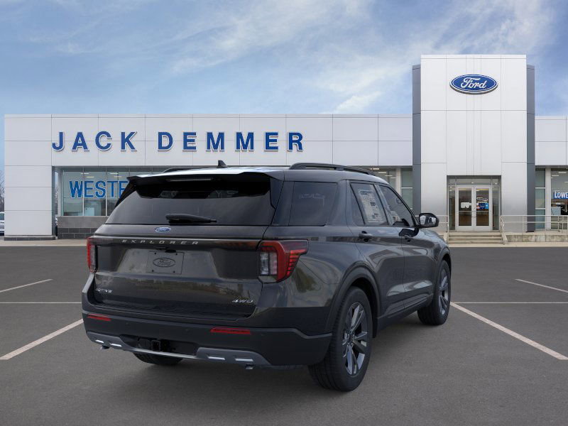 New 2026 Ford Explorer Active w/ Active Comfort Package image 8