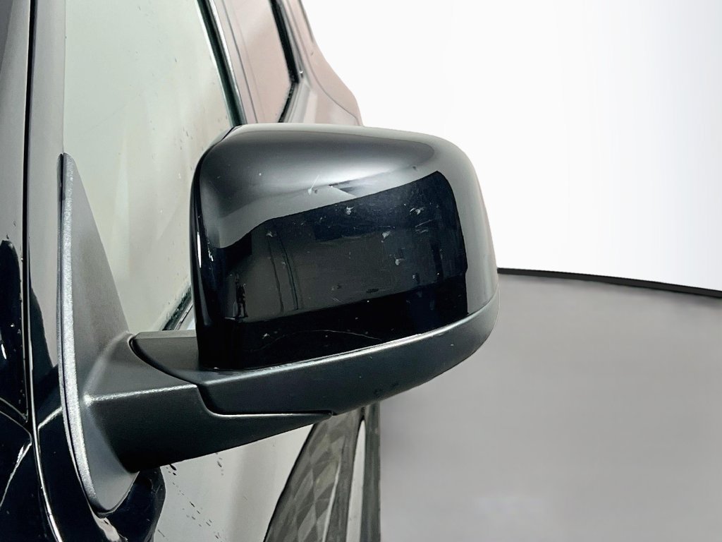 Used 2025 Dodge Durango GT RWD image 10
