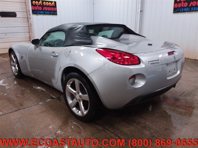Used 2007 Pontiac Solstice Convertible w/ Premium Package RWD image 6