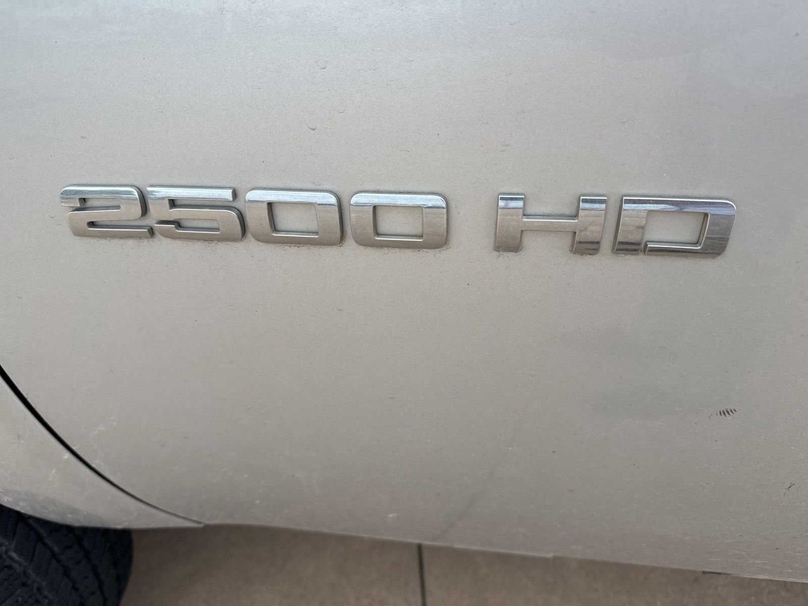 Used 2013 Chevrolet Silverado 2500 LTZ w/ LTZ Plus Package image 11