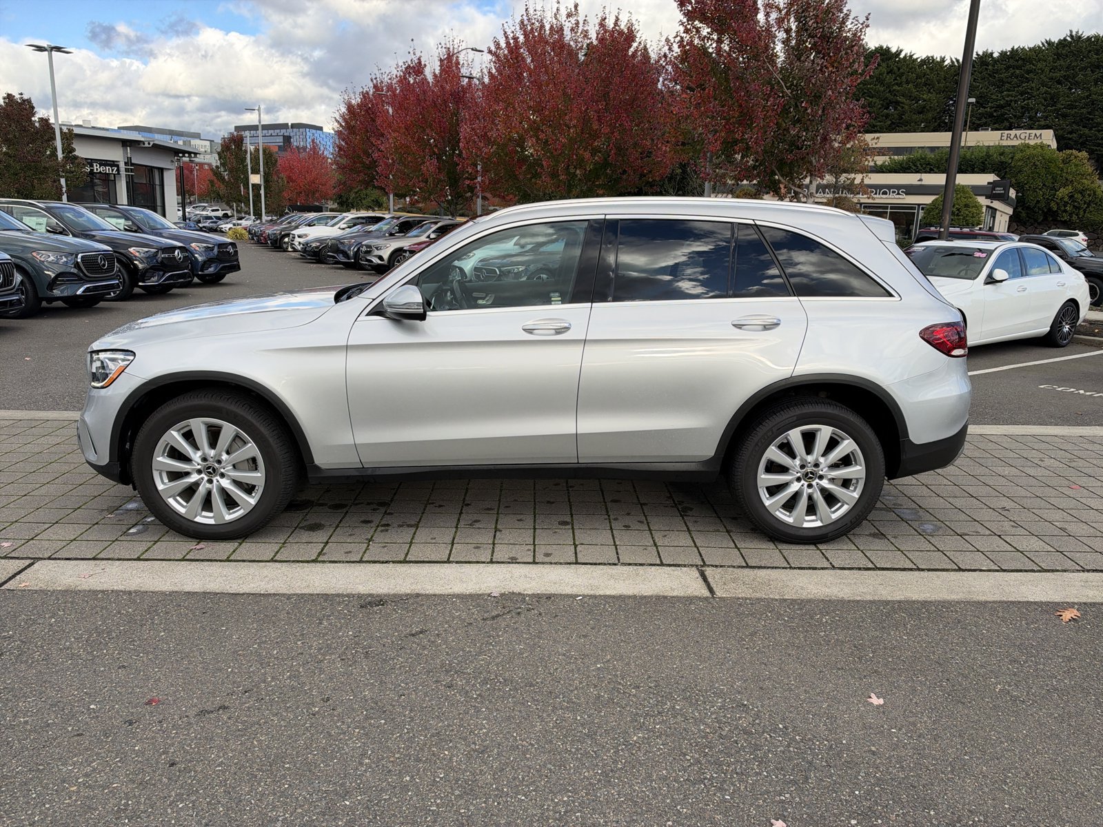 Used 2020 Mercedes-Benz GLC 300 4MATIC image 8