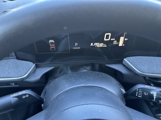 Used 2025 Nissan Kicks SV FWD image 12