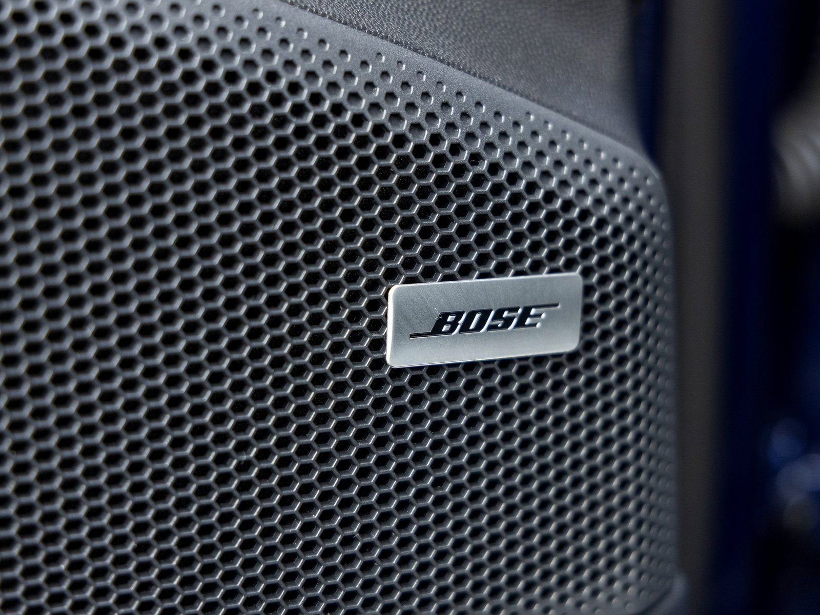 Used 2024 Porsche Macan 4 Electric image 23