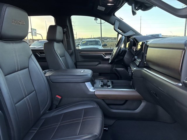 Used 2024 Chevrolet Silverado 3500 High Country w/ Z71 Off-Road Package image 25