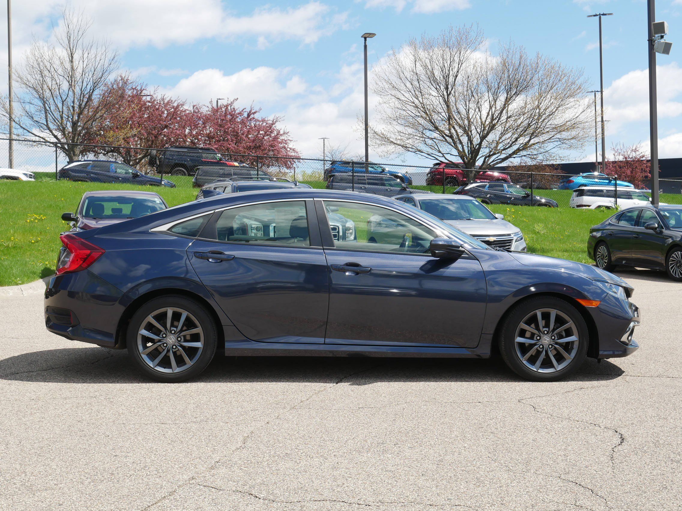 Used 2019 Honda Civic EX image 5