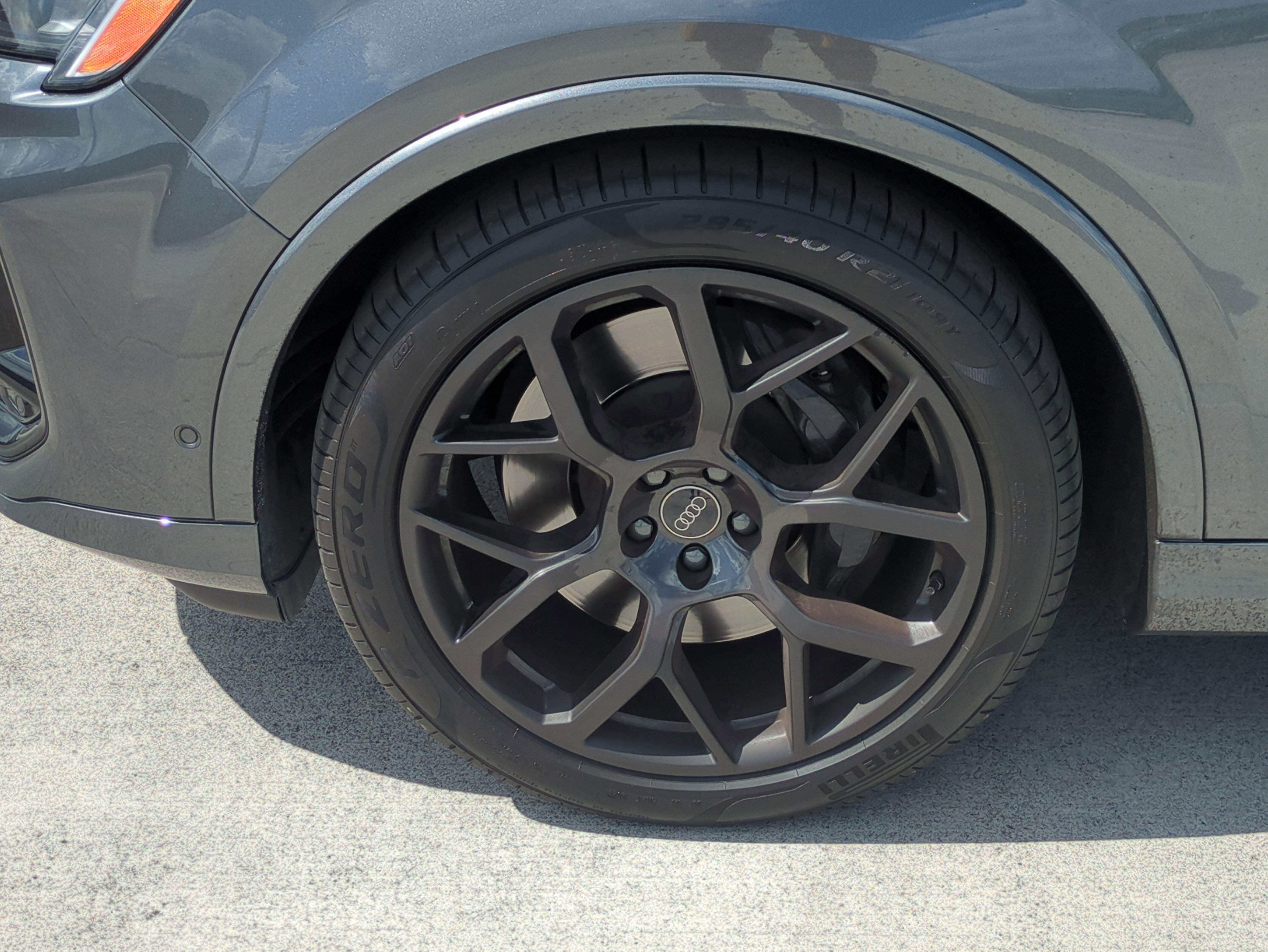 Used 2025 Audi SQ7 Premium Plus w/ Executive Package image 11