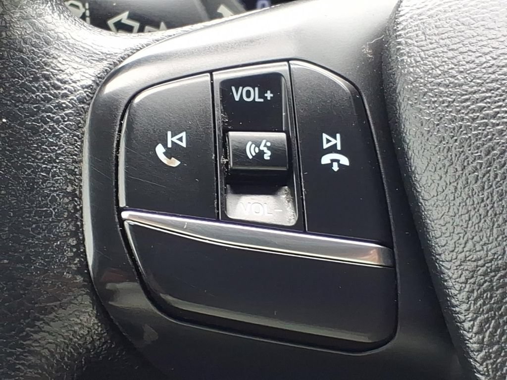 Used 2020 Ford Transit 150 Low Roof RWD image 11
