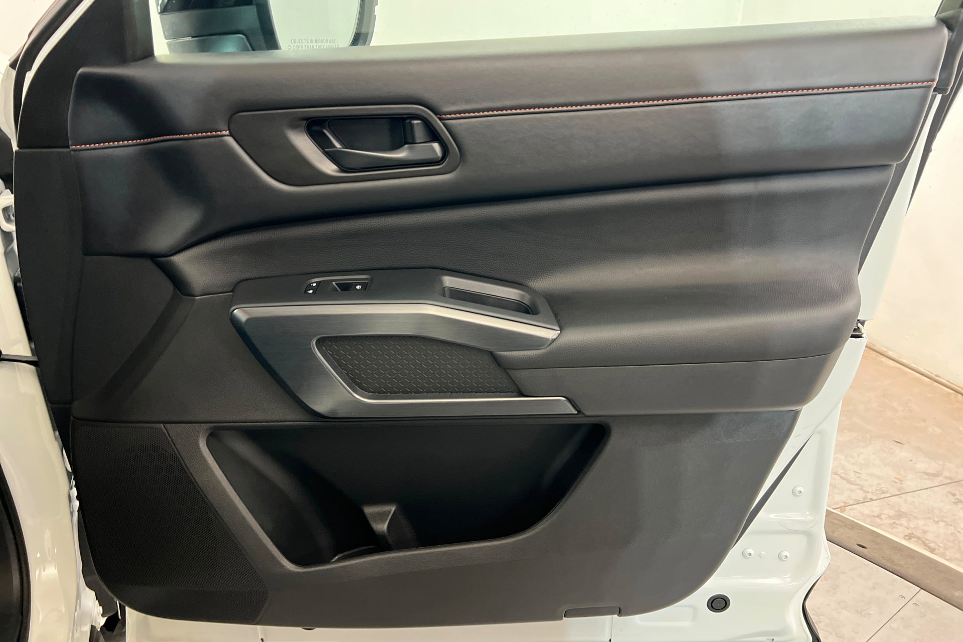 Used 2024 Nissan Pathfinder Rock Creek image 25