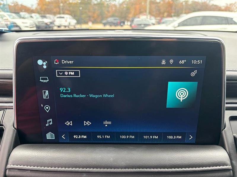 Used 2024 Chevrolet Suburban Z71 w/ Luxury Package image 28