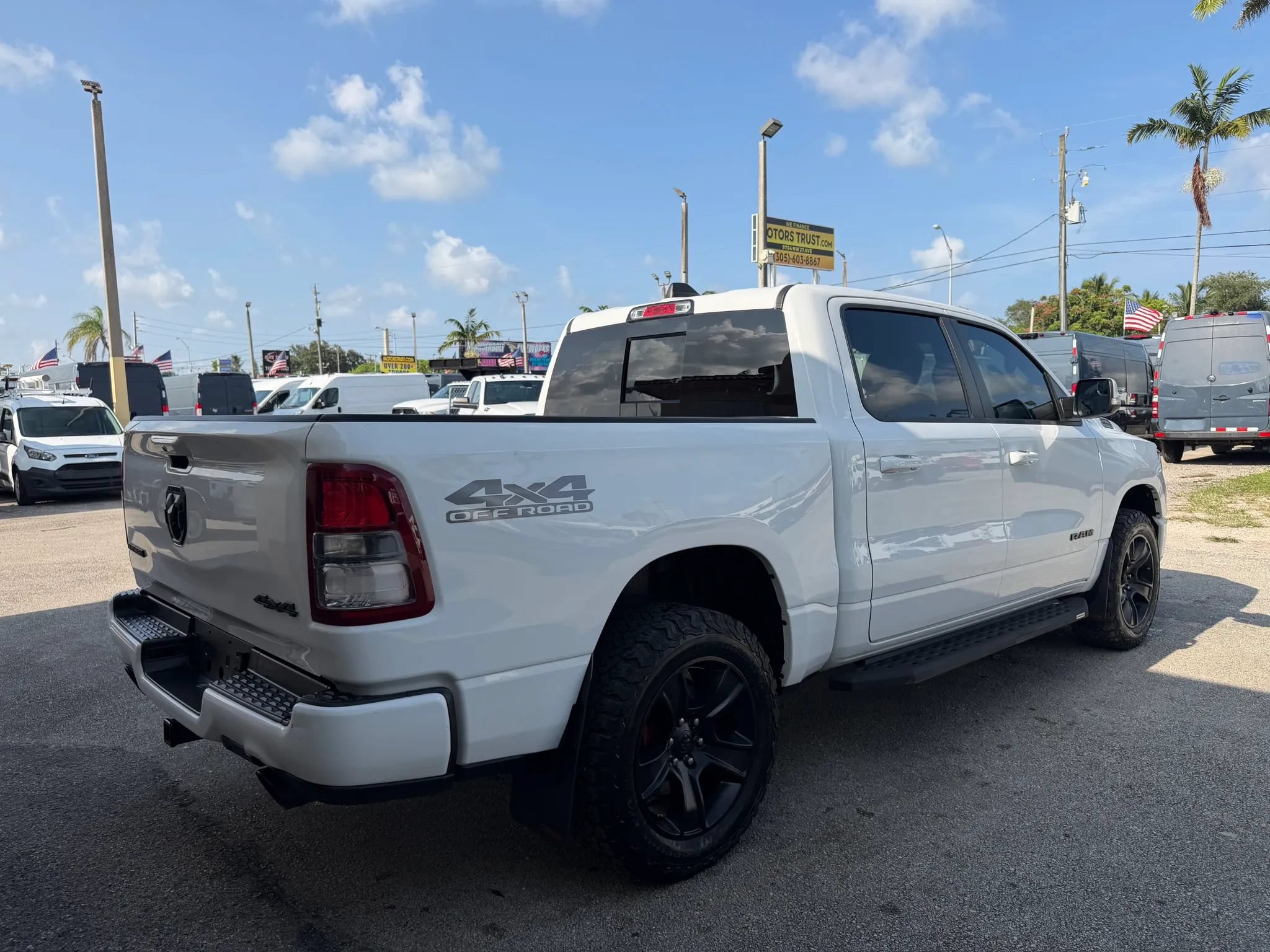 Used 2020 RAM 1500 Big Horn AWD/4WD image 6