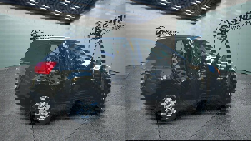 Used 2012 Nissan Rogue S image 6